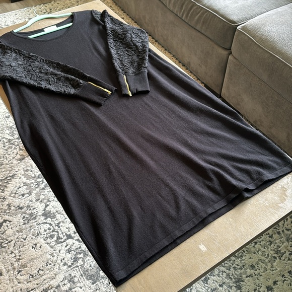 Calvin Klein Sweater Dress w Lace Sleeves - Picture 3 of 11